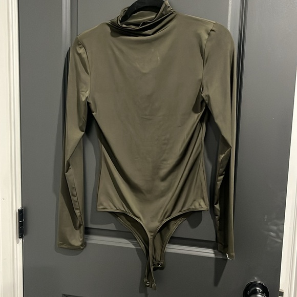 Express bodysuit NWT - Picture 2 of 2